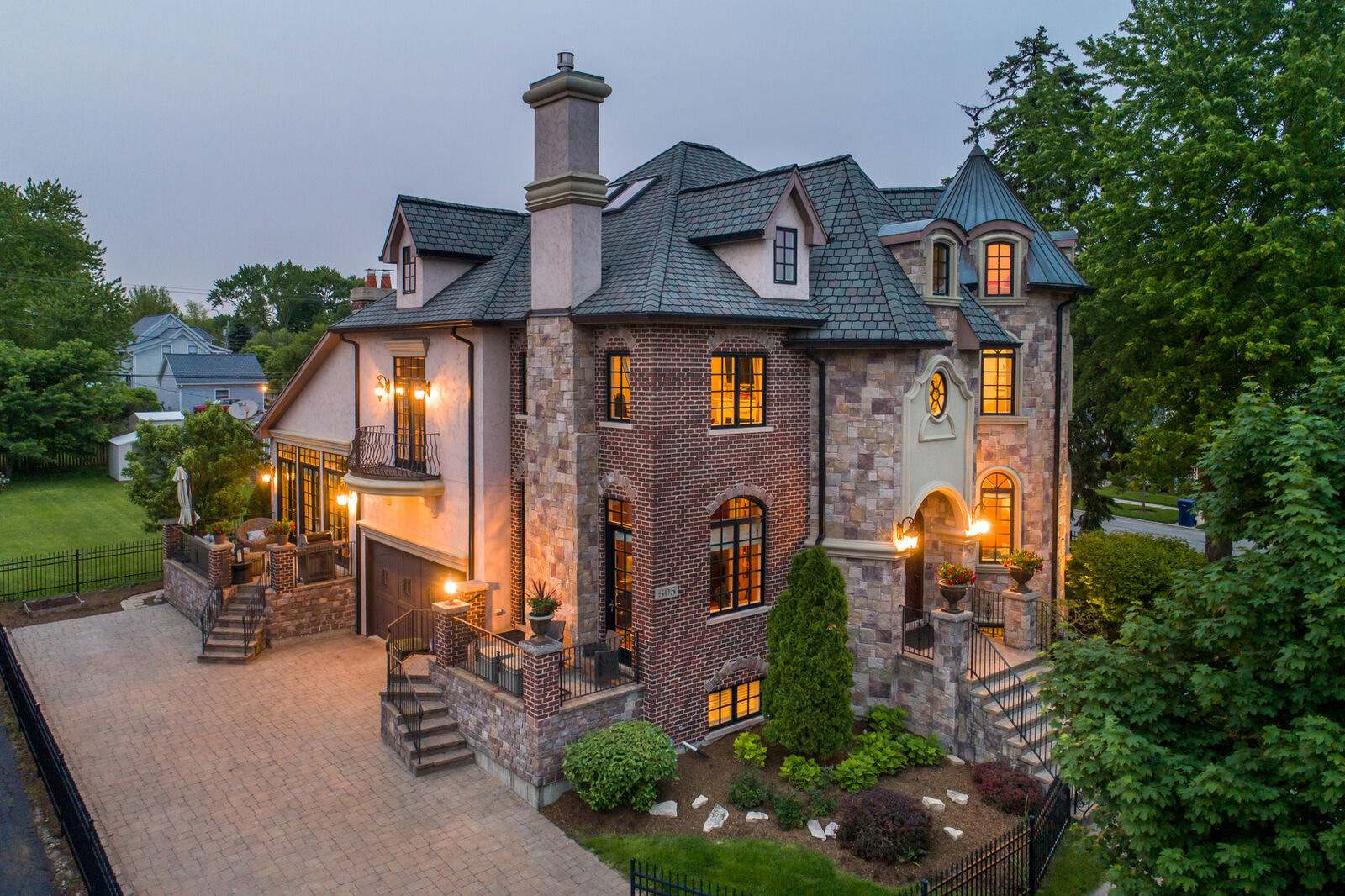 Property Photo: 605 Jackson Avenue IL 60540