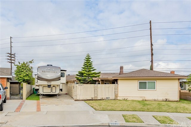 Property Photo: 9541 Jonquil Avenue CA 92683