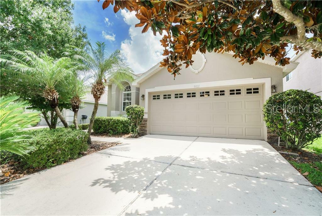 Property Photo:  9821 Pecky Cypress Way  FL 32836 