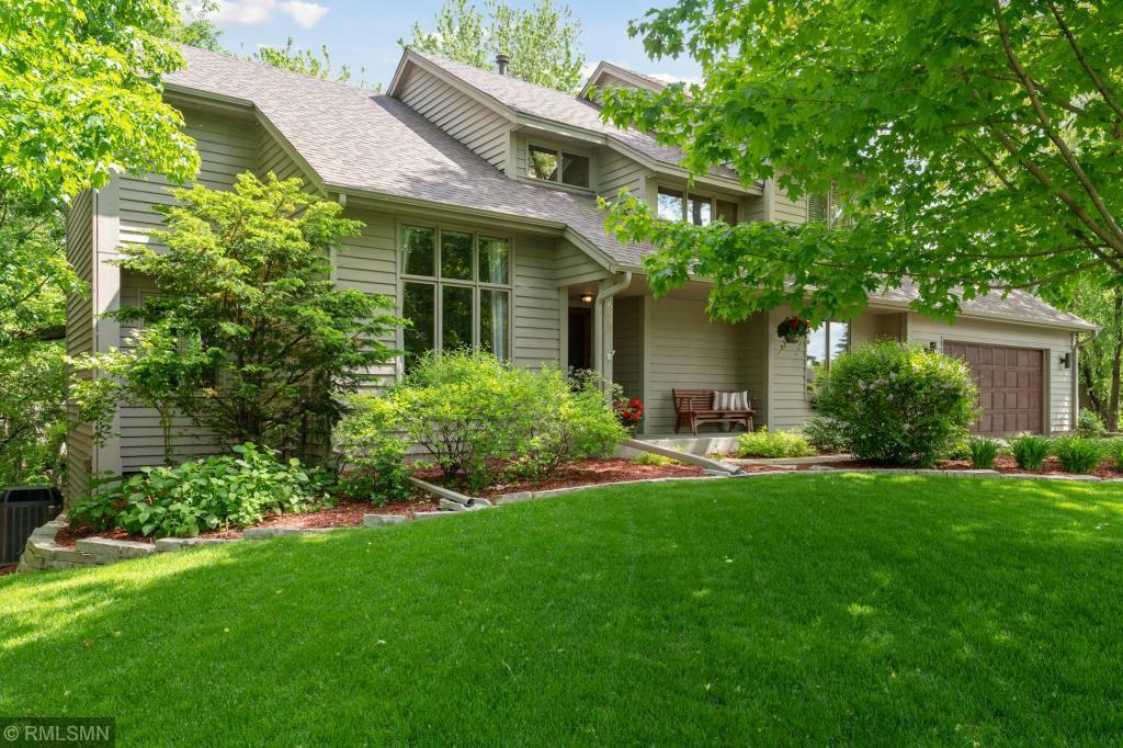 Property Photo: 689 Stonewood Road MN 55123