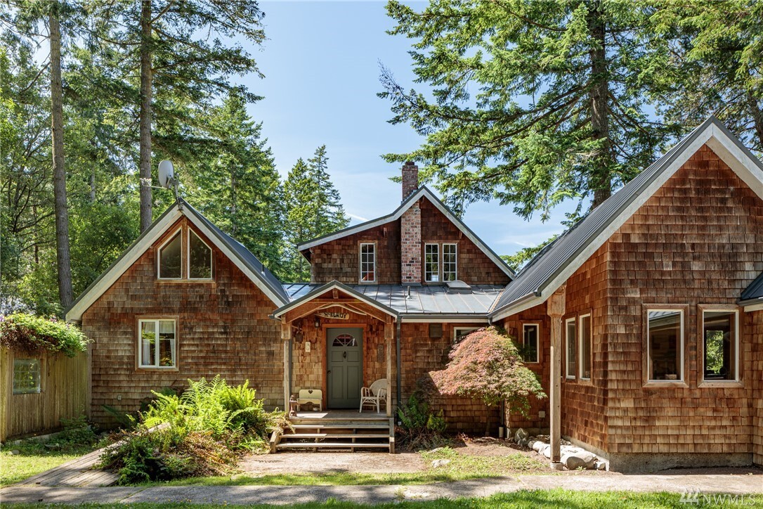 733 Hooterville Rd  Lopez Island WA 98261 photo