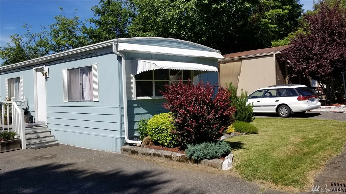 Property Photo: 4000 Flynn St 27 WA 98229