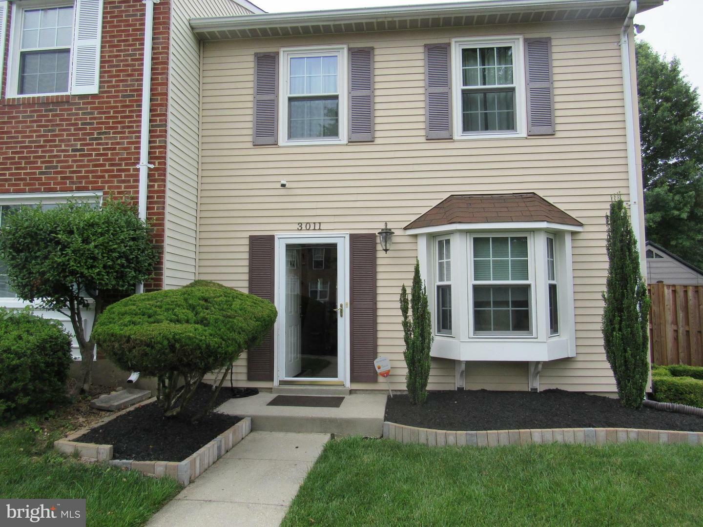 Property Photo:  3011 Brinkley Station Drive  MD 20748 