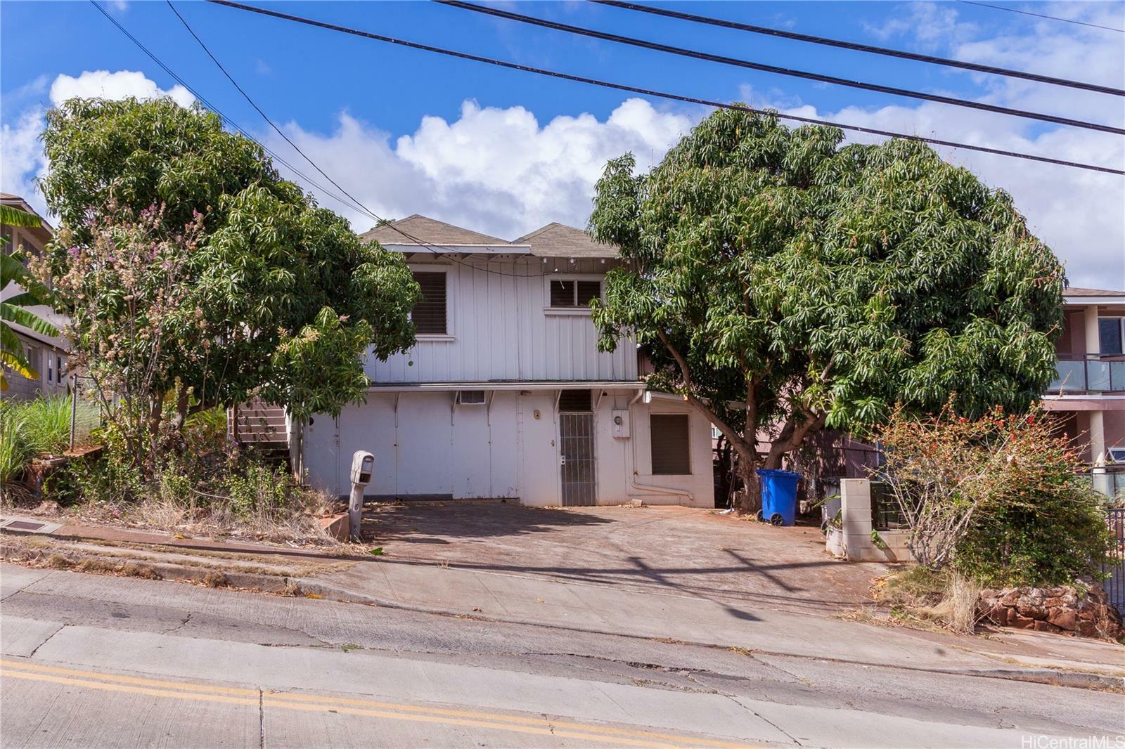 Property Photo:  3836 Kilauea Avenue  HI 96816 