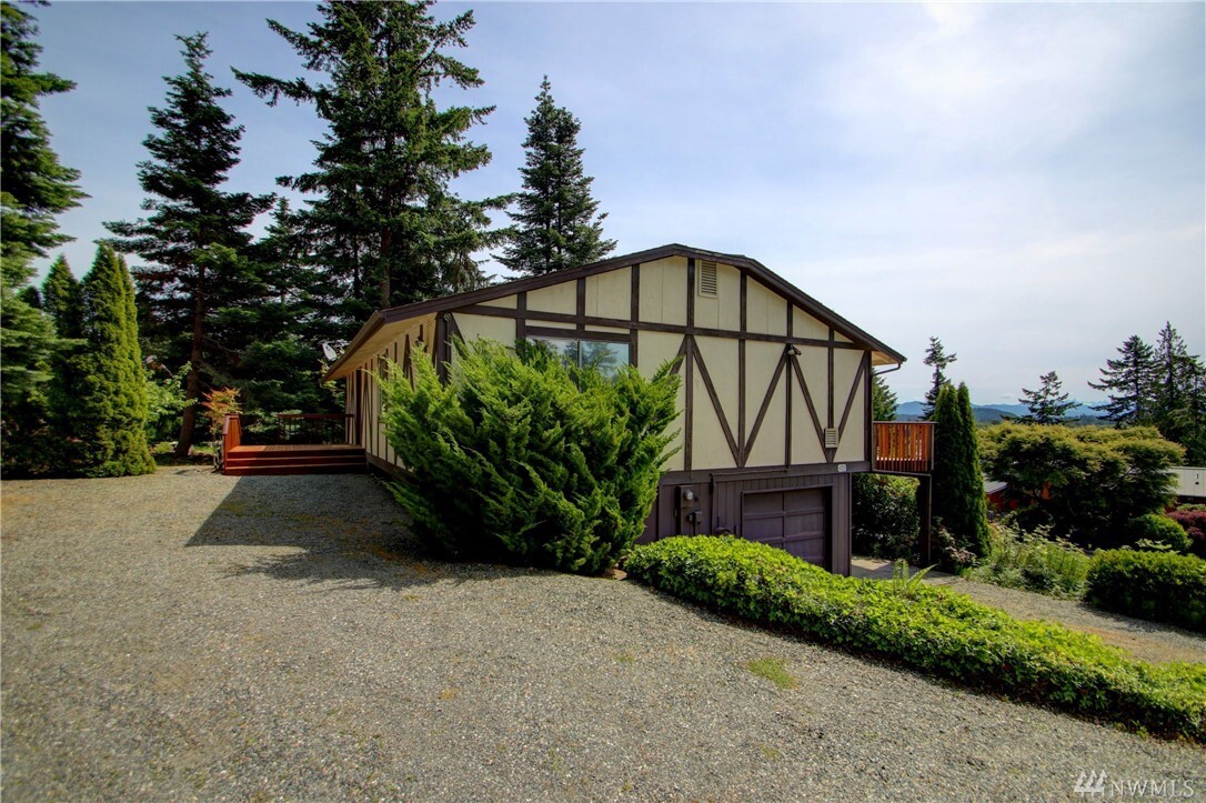Property Photo: 432 Klickitat Dr WA 98257