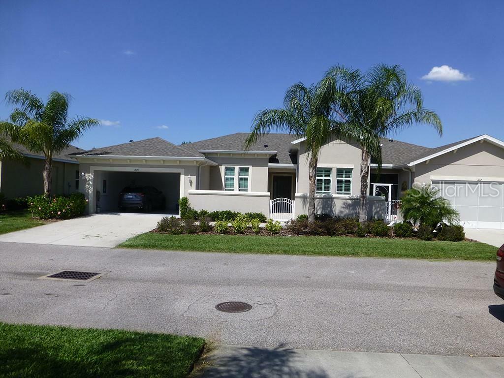 Property Photo:  2119 Sifield Greens Way  FL 33573 