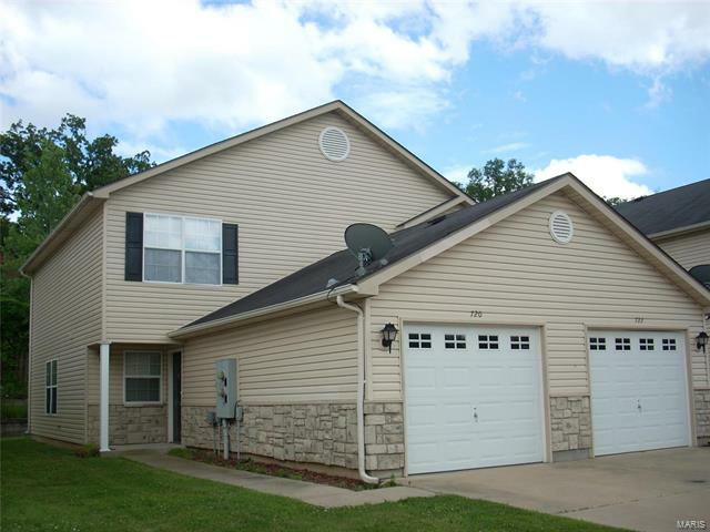 Property Photo:  720 Woodside Creek   63028 