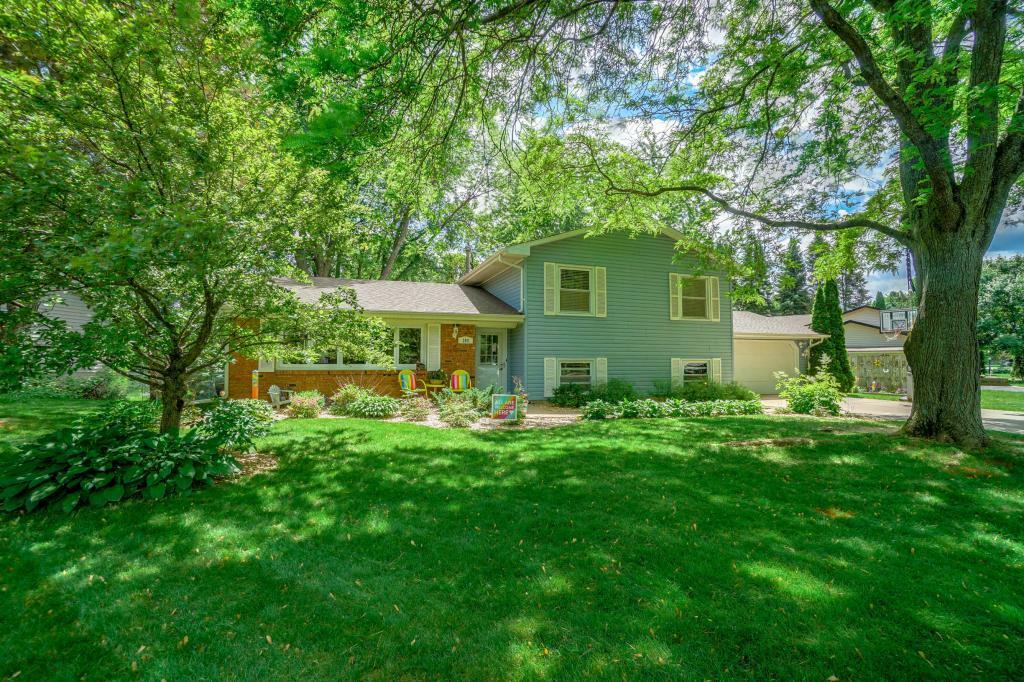 Property Photo:  209 Maryknoll Drive  MN 55082 