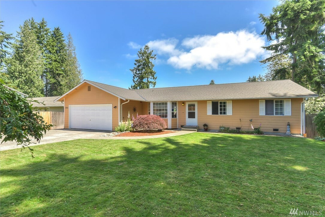 7001 Highland Dr  Everett WA 98203 photo