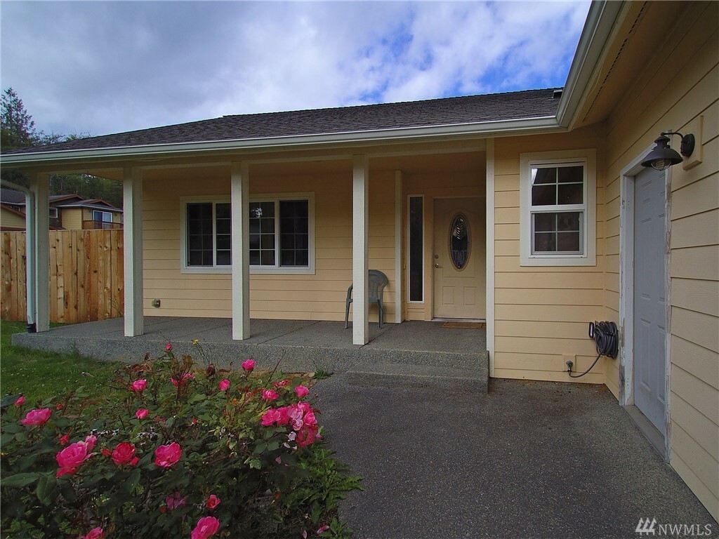 Property Photo:  3808 S Old Mill Rd  WA 98362 