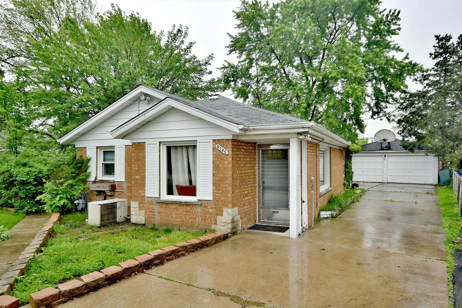 Property Photo:  9745 Richard Avenue  IL 60131 