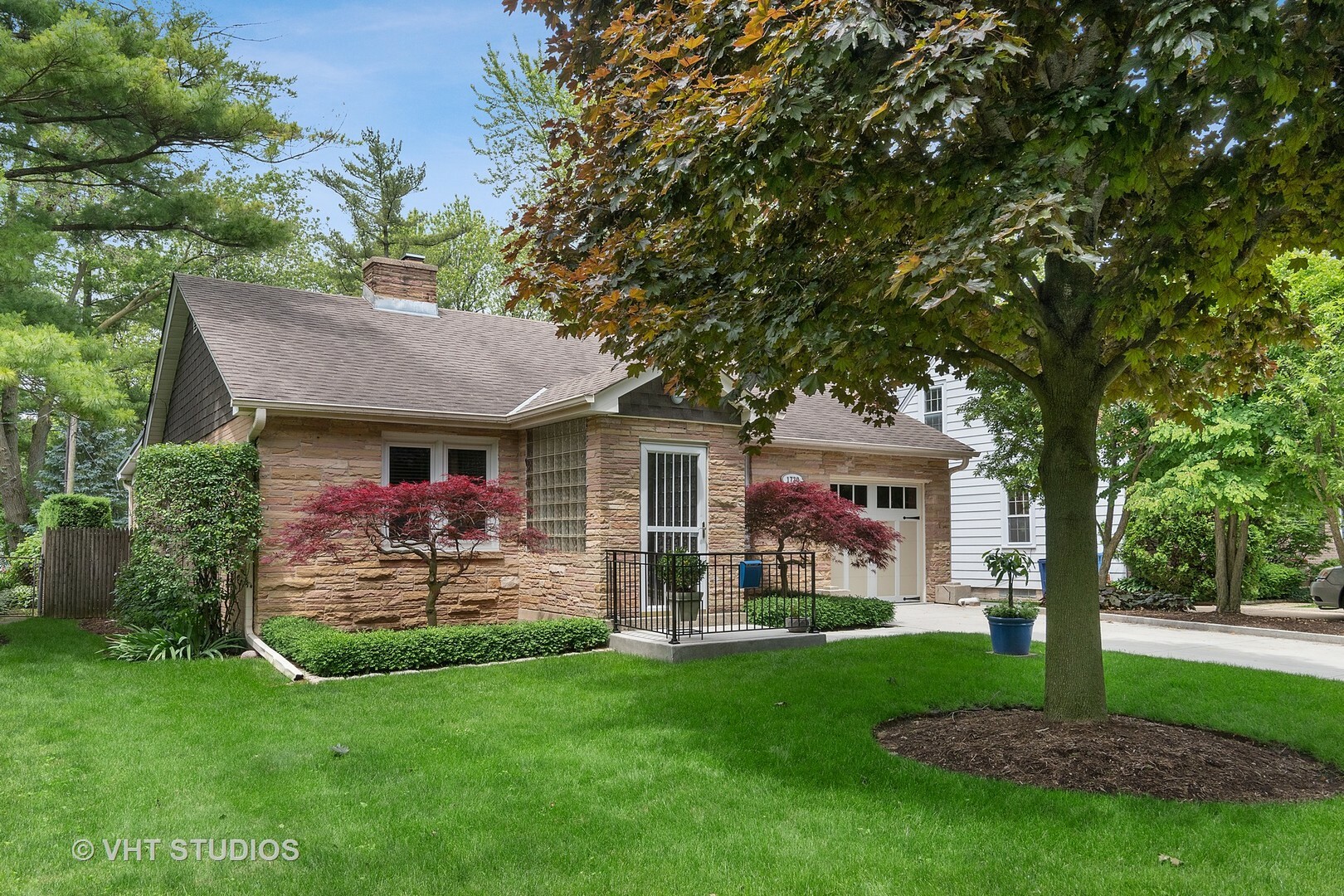 Property Photo: 1730 Clifton Avenue IL 60035