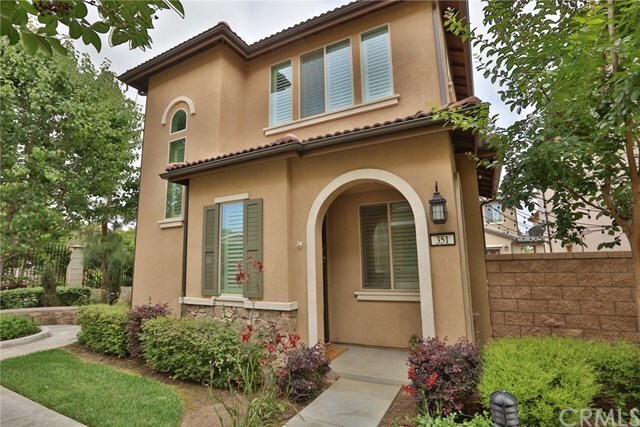 Property Photo: 351 Catalina Way CA 92821