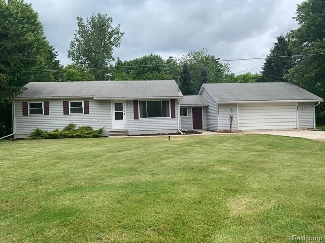 Property Photo: 9009 Frances Road MI 48463