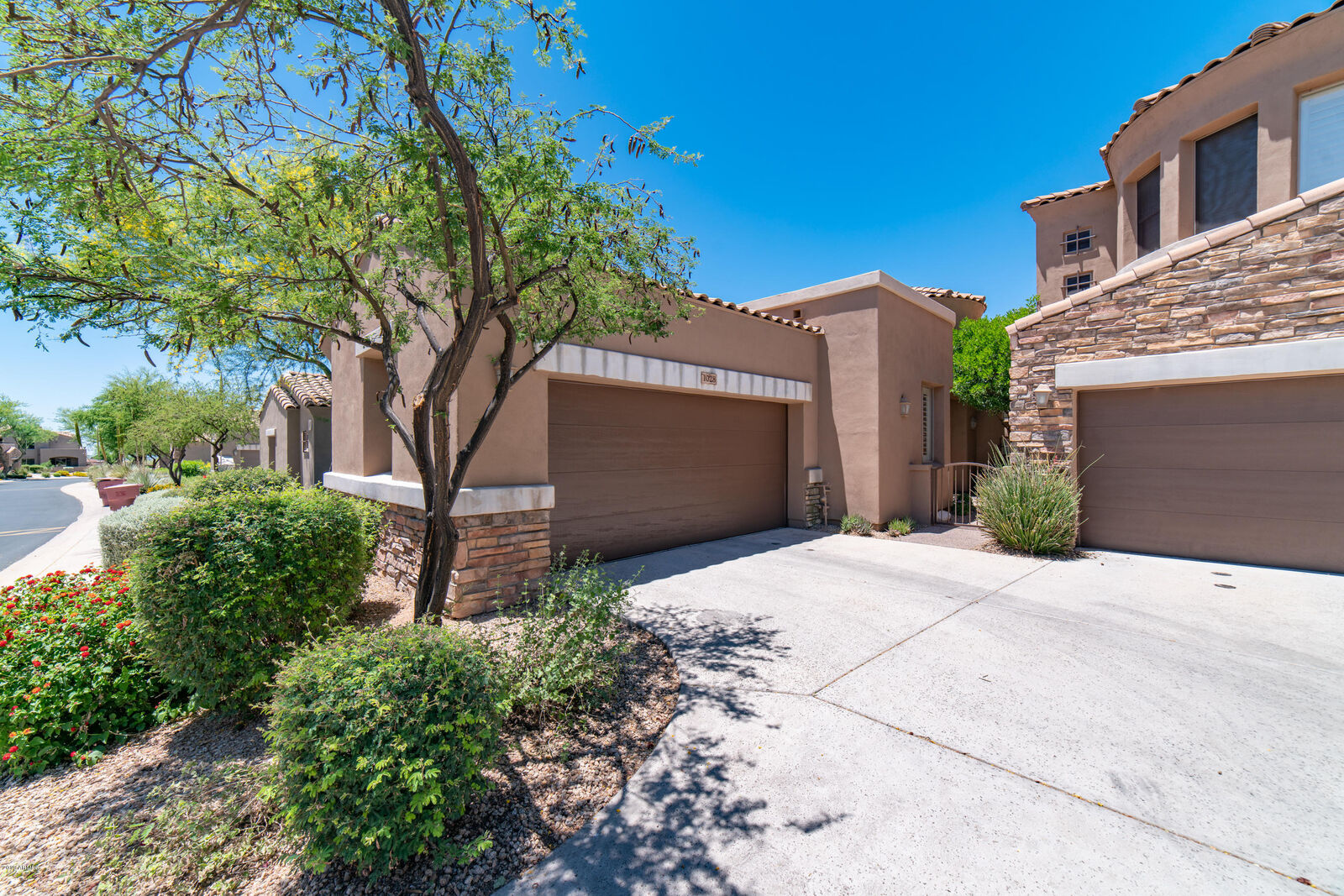 Property Photo:  19475 N Grayhawk Drive 1028  AZ 85255 