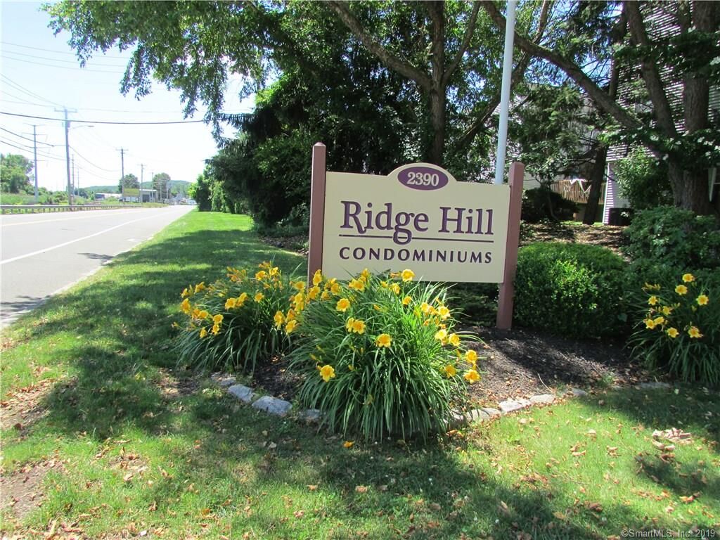 Property Photo: 2390 State Street 7G CT 06517