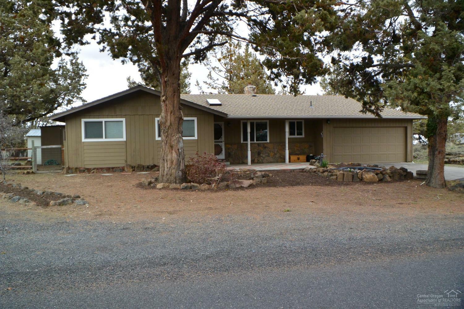 Property Photo:  63922 Sunset Drive  OR 97703 