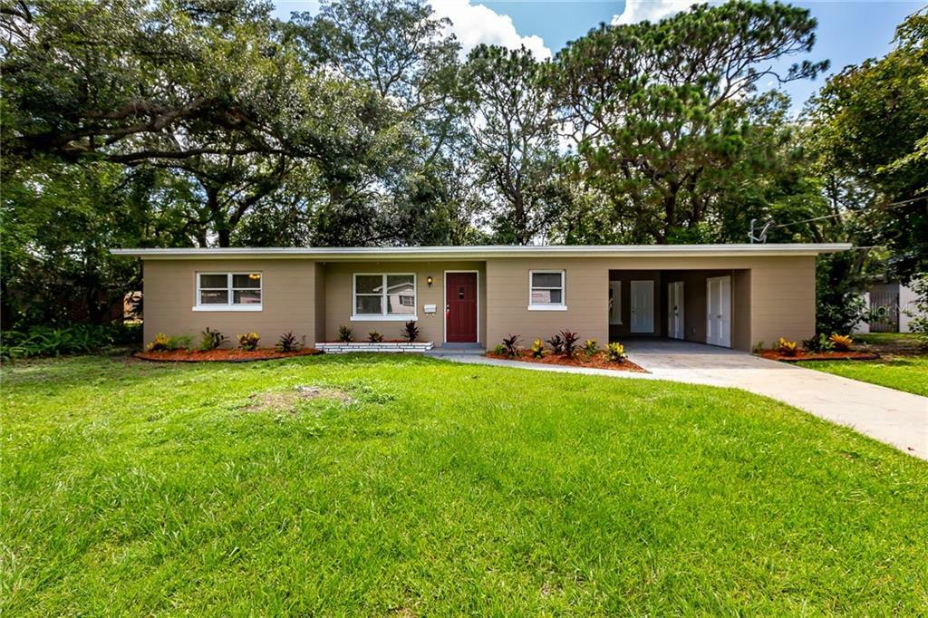 Property Photo:  1303 N Palm Drive  FL 33563 