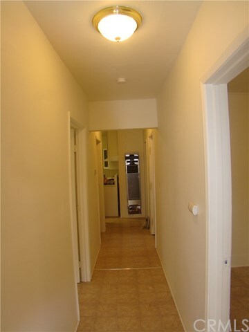 Property Photo:  932 Walnut Avenue  CA 90813 