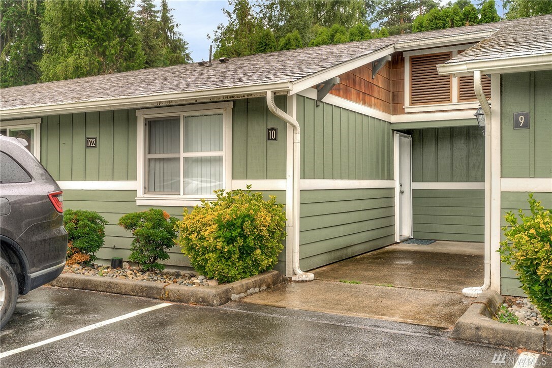 Property Photo: 1722 E Pioneer Ave 10 WA 98372