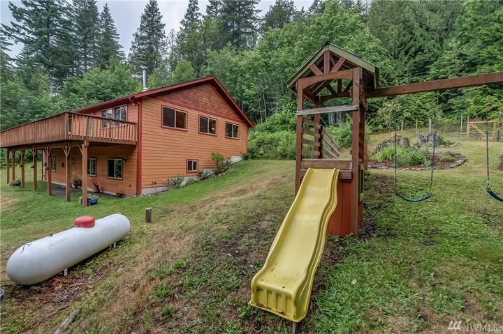 Property Photo: 7752 Uphill Dr WA 98244