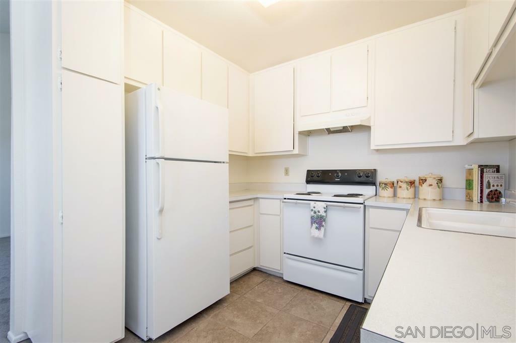 Property Photo:  1811 E Grand Ave 156  CA 92027 