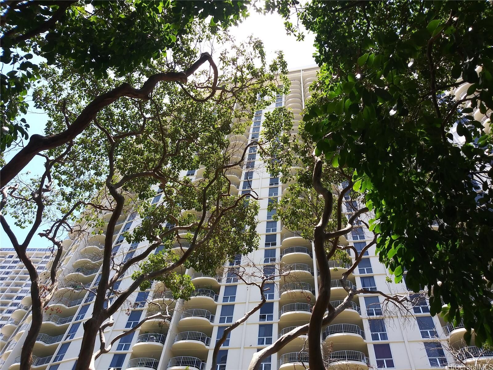 Property Photo:  469 Ena Road 2402  HI 96815 