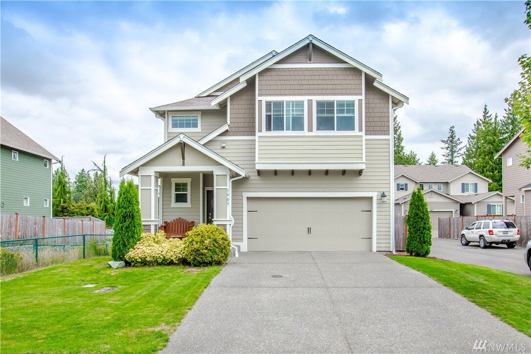 Property Photo: 1903 184th St Ct E WA 98387