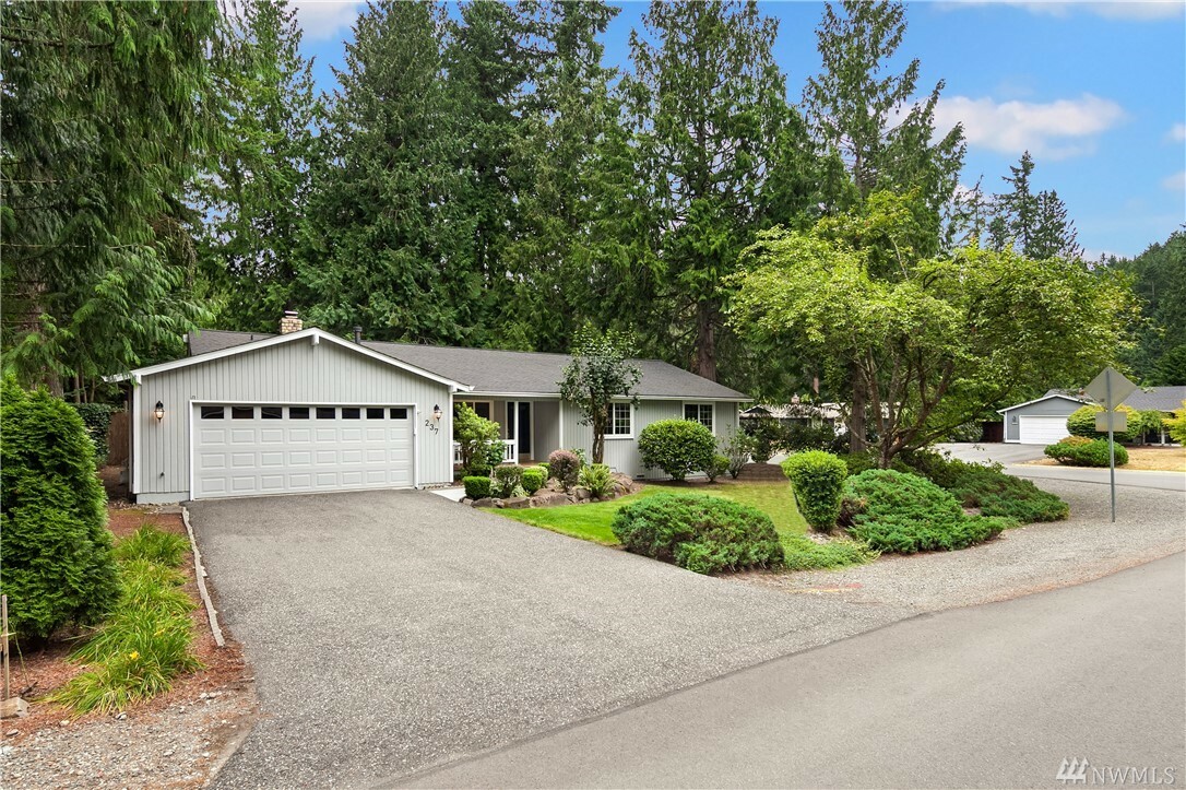 Property Photo: 237 222nd Ave NE WA 98074