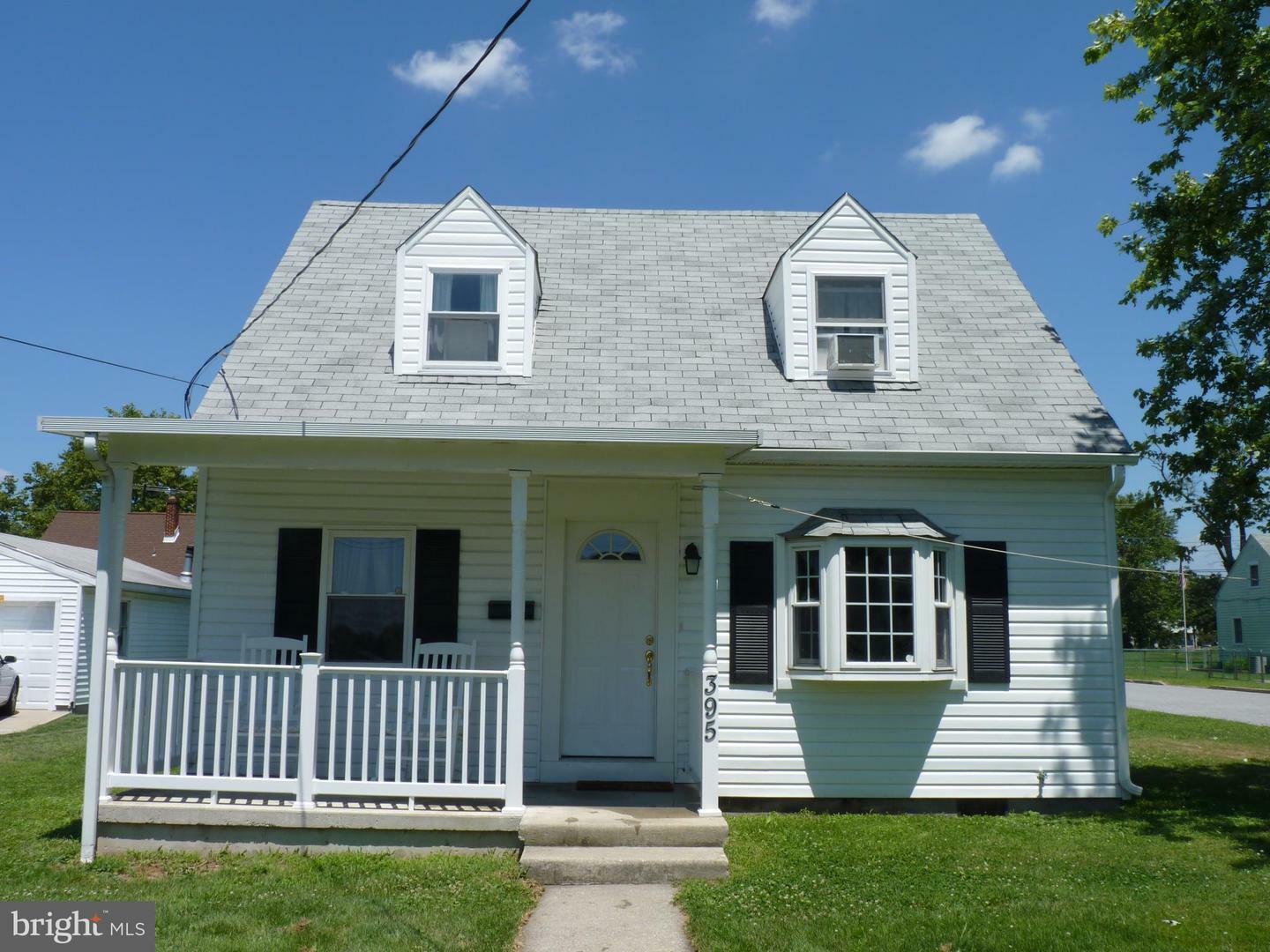 Property Photo:  395 Manor Avenue  NJ 08069 