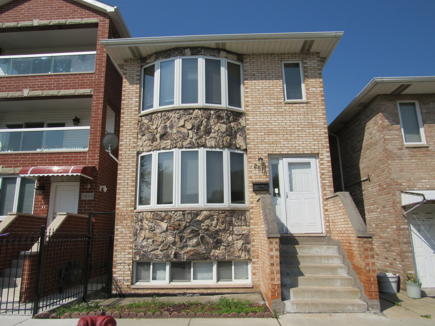 Property Photo:  2818 South Poplar Avenue 3  IL 60608 