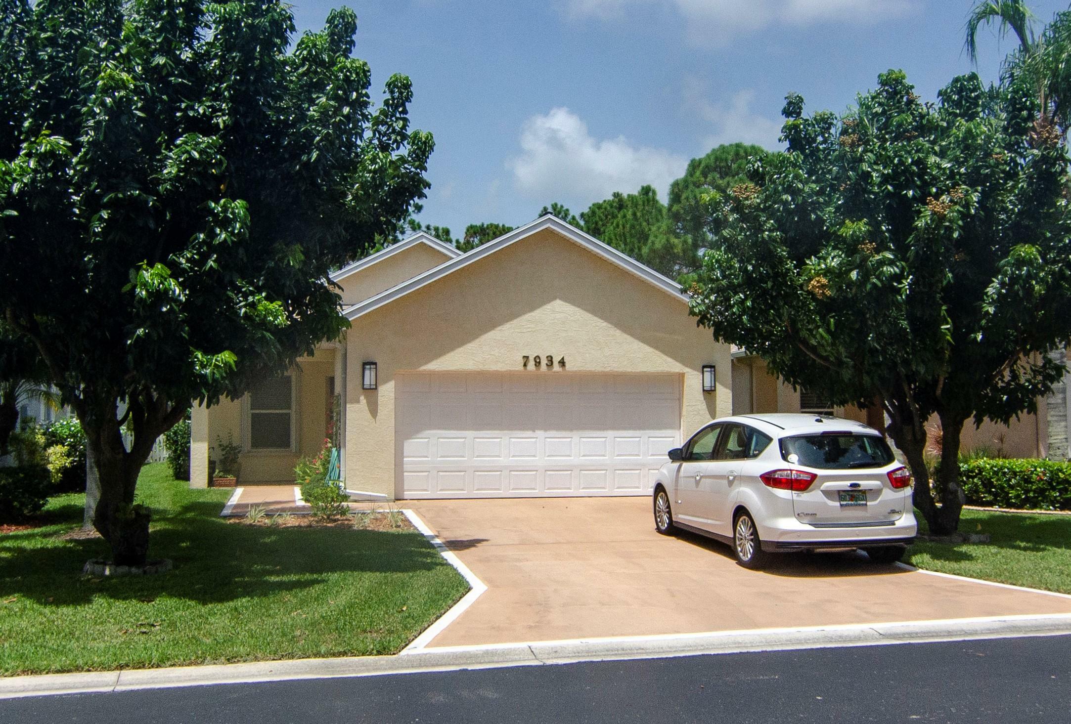 7934 SE Sugar Pines Way  Hobe Sound FL 33455 photo