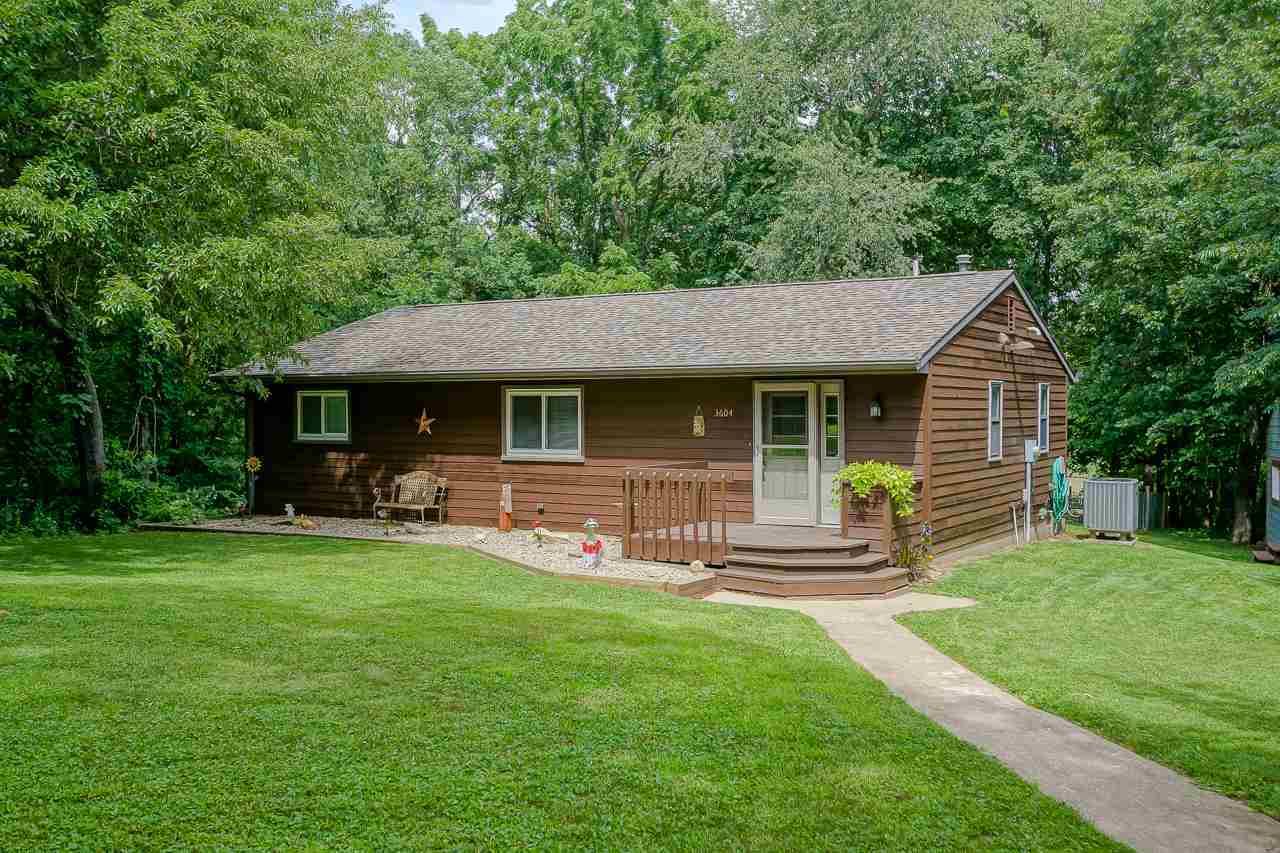 Property Photo: 3604 N Trivoli IL 61569
