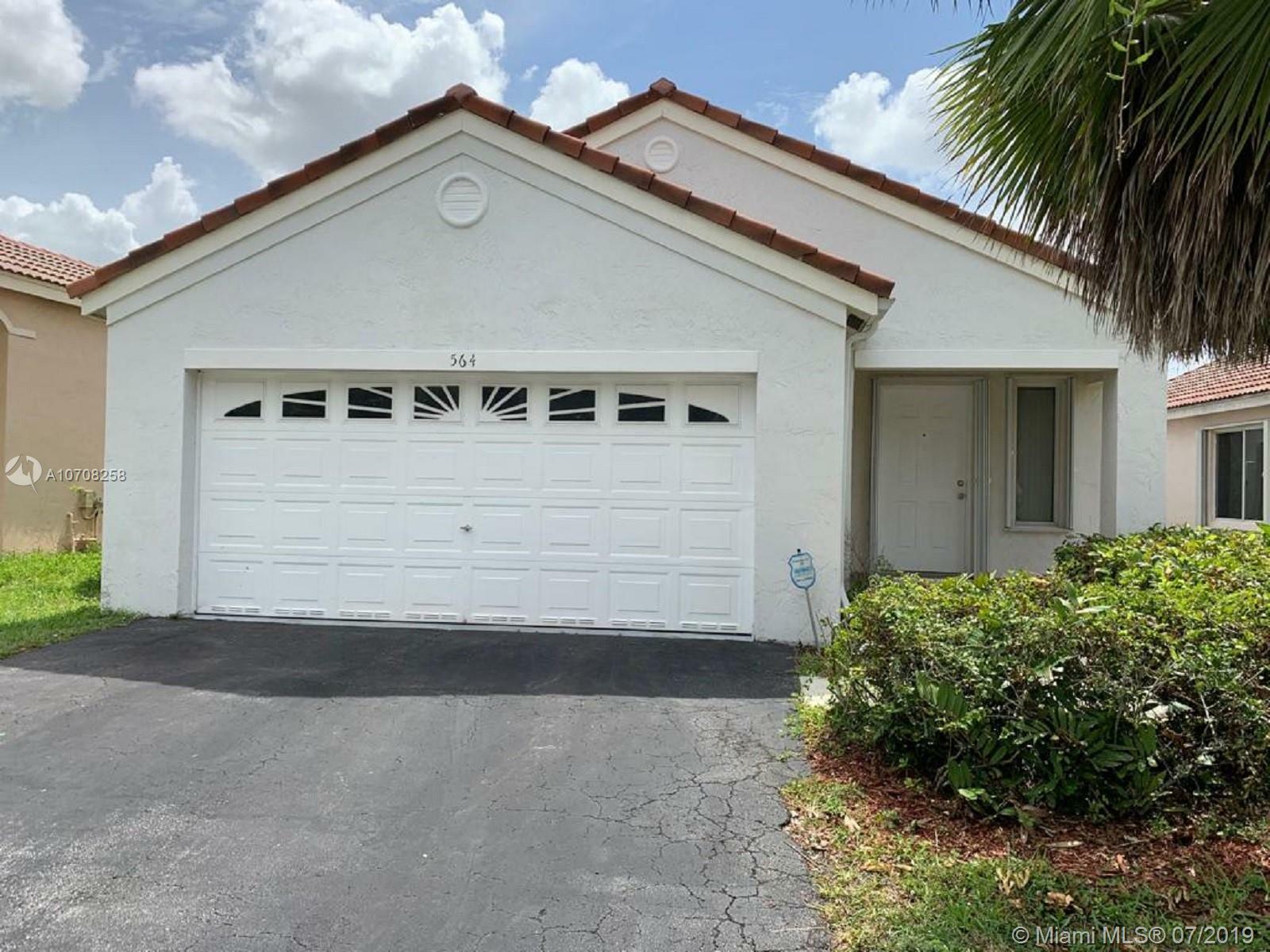 Property Photo:  564 Talavera Rd 564  FL 33326 