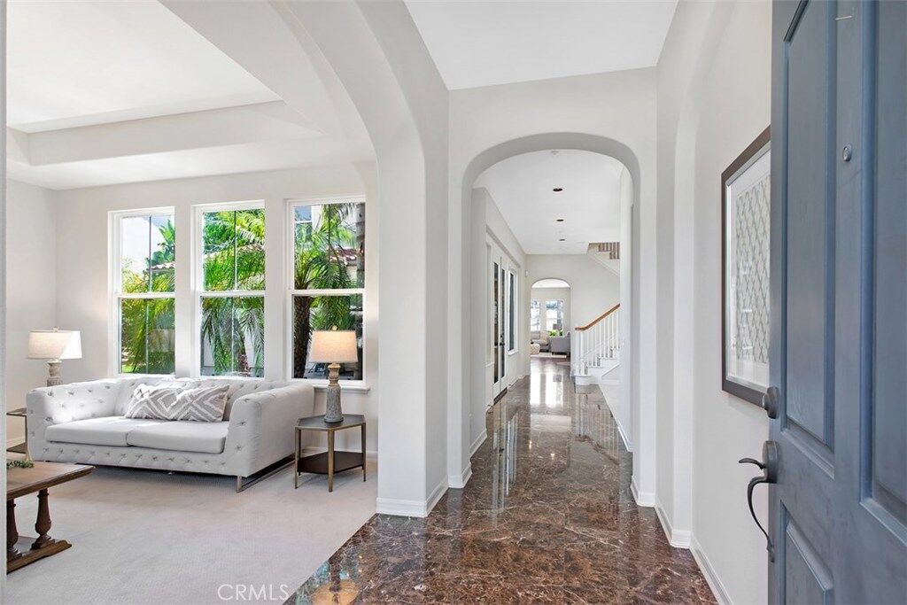 Property Photo:  24 Calle Vista Del Sol  CA 92673 