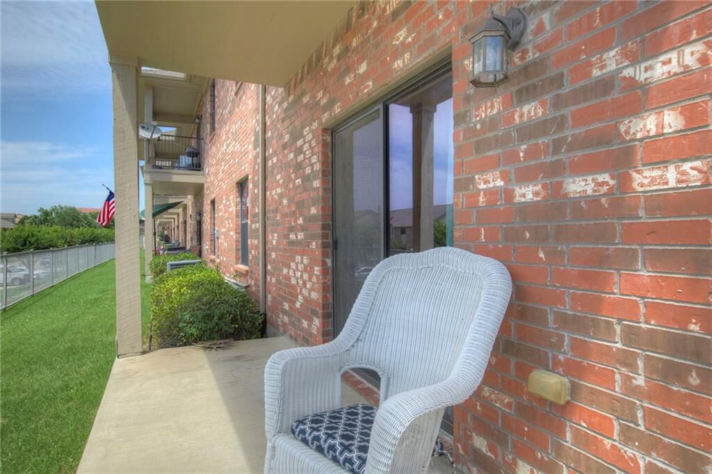 Property Photo: 1891 Signal Ridge Place Bldg 8 TX 75032
