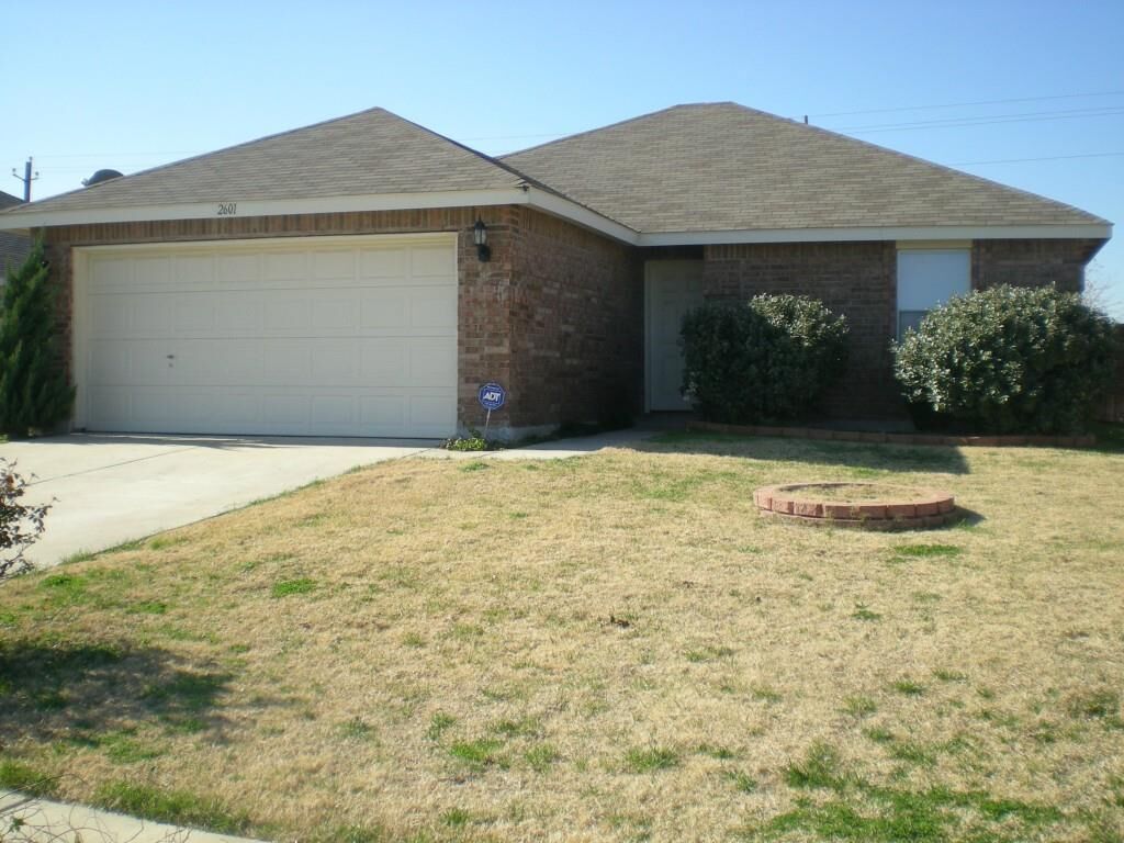 Property Photo: 2601 Thousand Oaks Drive TX 75409