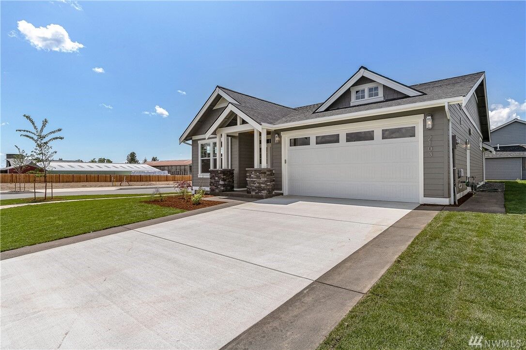 Property Photo: 2103 Ninebark St WA 98264