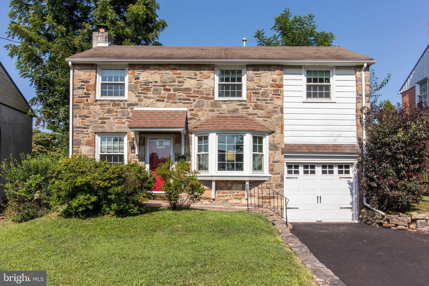 Property Photo:  238 Shelmire Street  PA 19046 