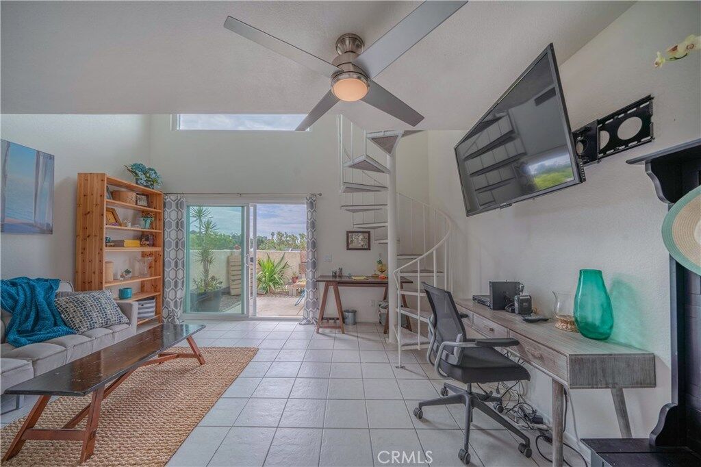 Property Photo:  26202 Sanz A  CA 92691 