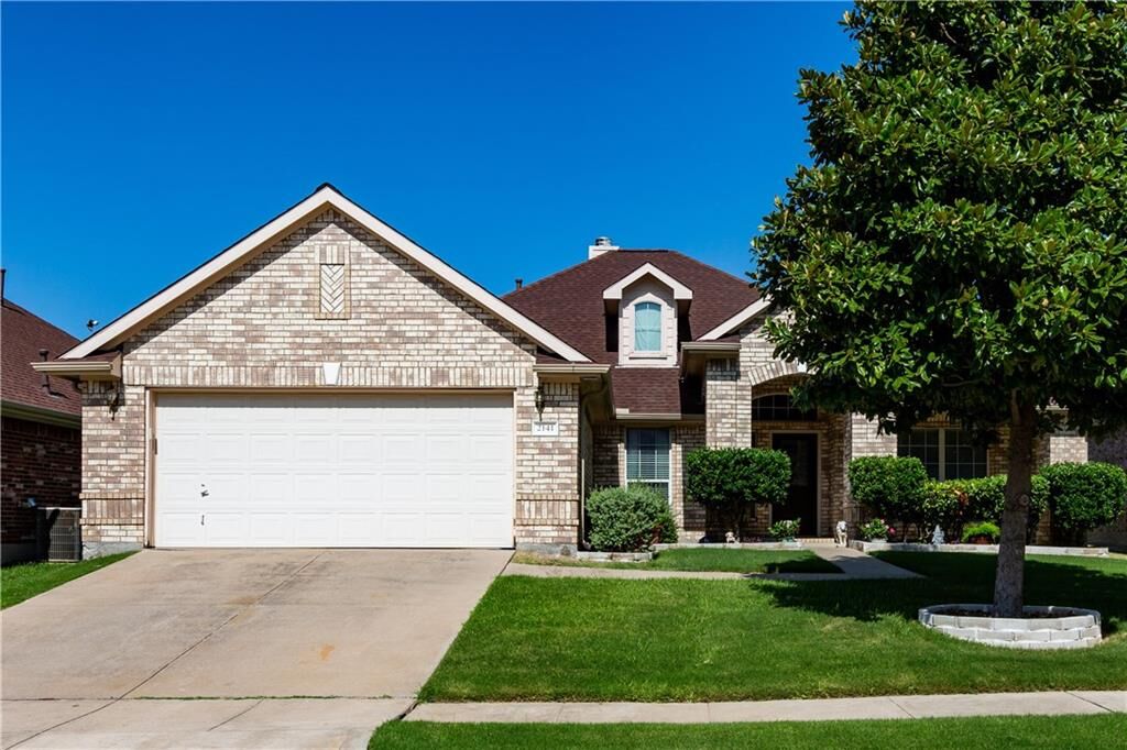 Property Photo: 2141 Kiowa Court TX 75068
