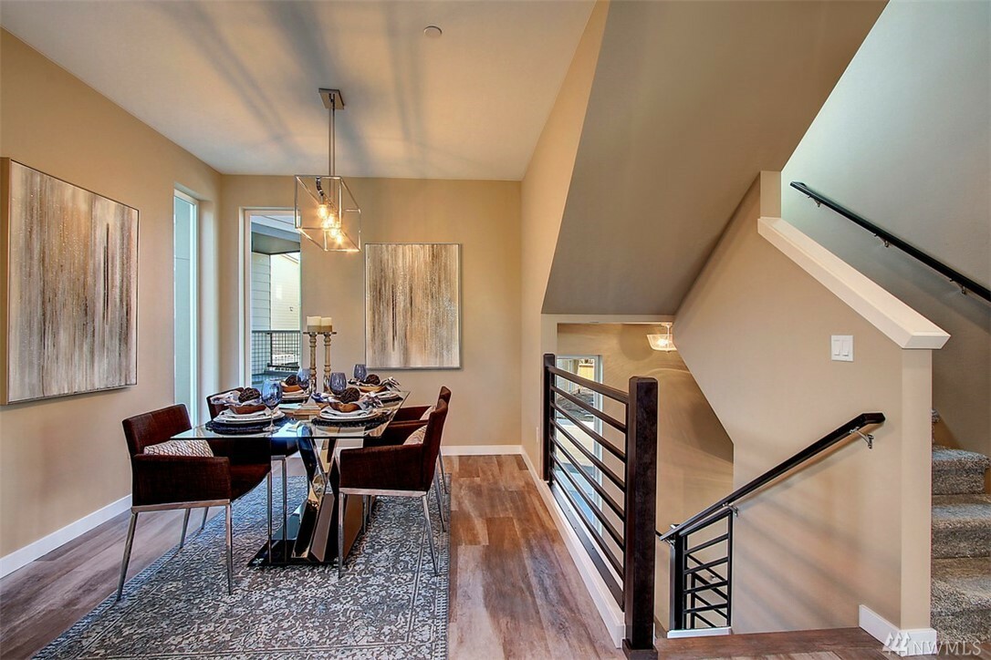 Property Photo: 15014 13th Ave W 3 WA 98087