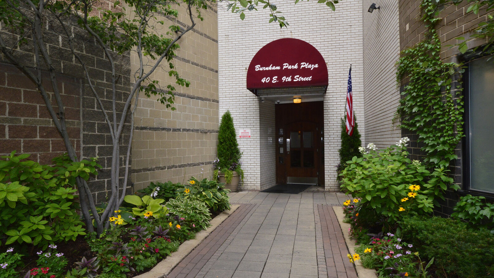Property Photo:  40 East 9th Street 902  IL 60605 