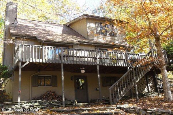 396 Canterbury Road  Bushkill PA 18324 photo