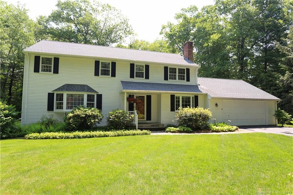 Property Photo: 114 Woodhaven Drive CT 06001