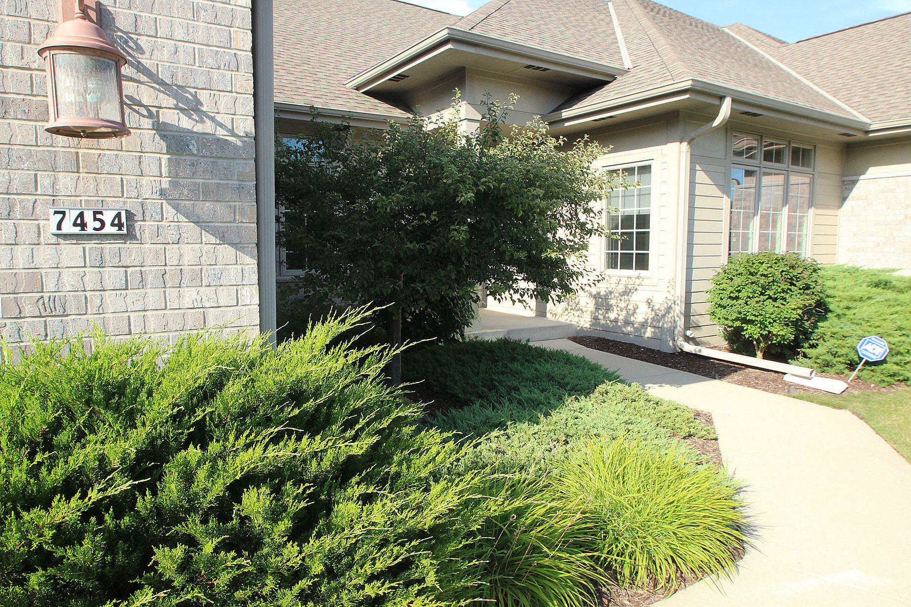 Property Photo:  7454 W Heron Pond Dr  WI 53092 