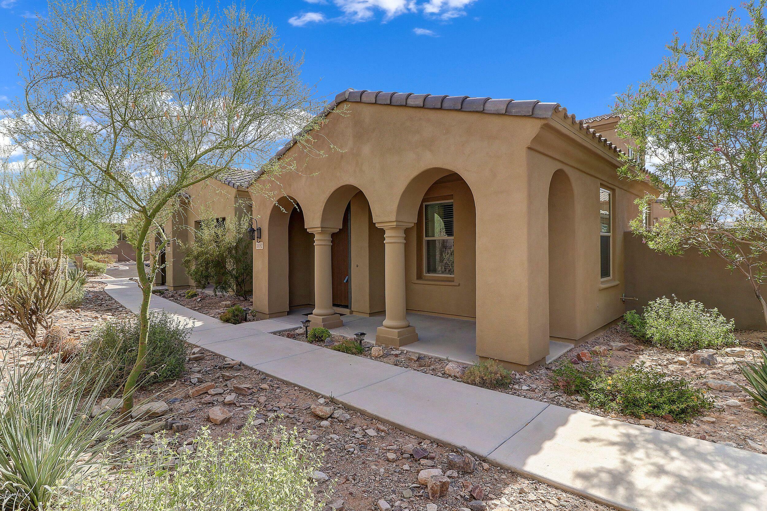 Property Photo: 10092 E Bell Road AZ 85260