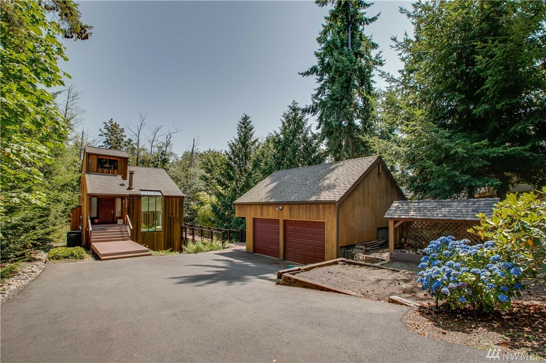 Property Photo:  10415 64th Place W  WA 98275 