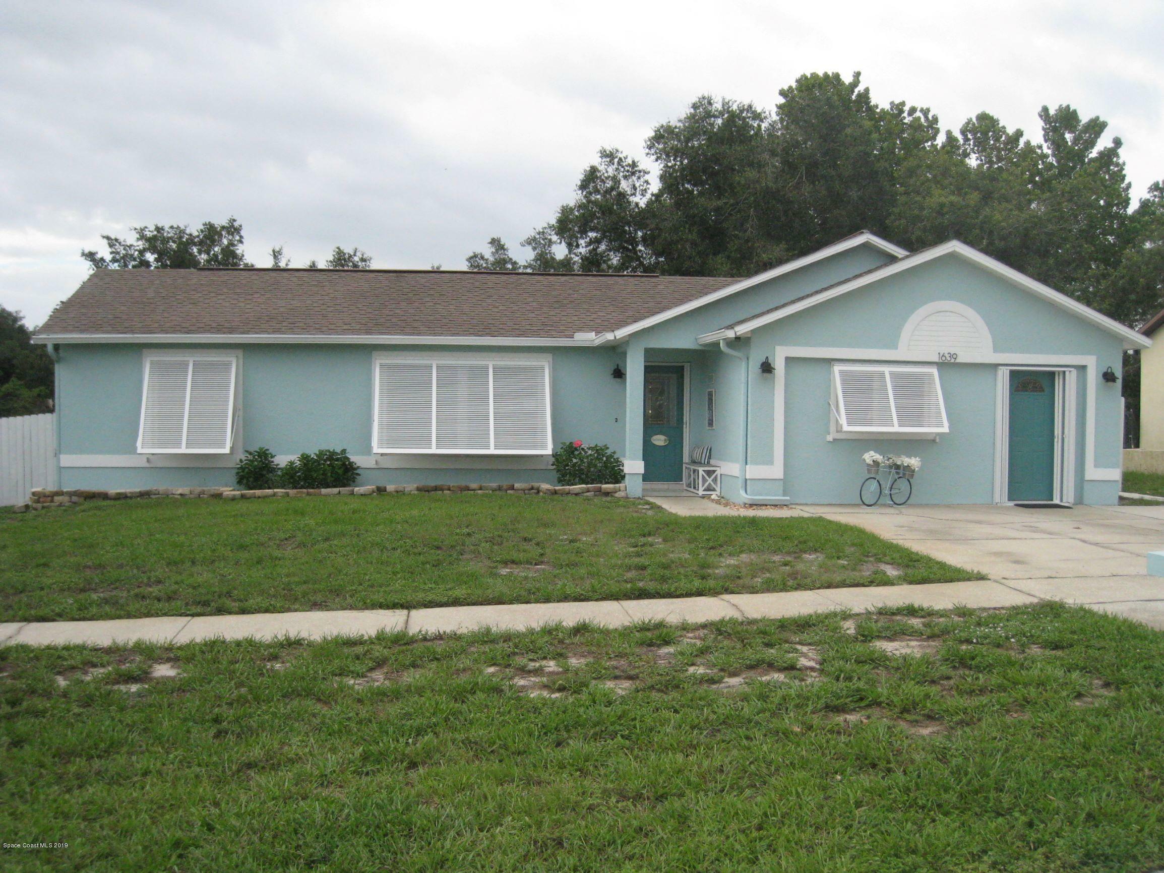 Property Photo:  1639 Fife Court  FL 32796 