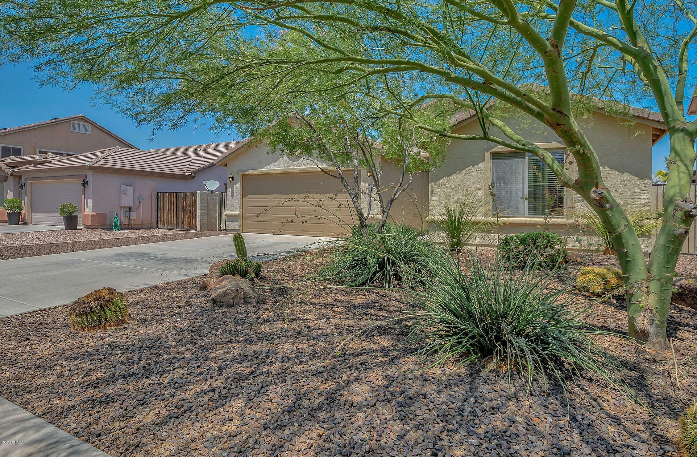 Property Photo:  2690 E Desert Rose Trail  AZ 85143 